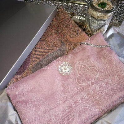 Bespoke Gift Boxes | The Fashion Gift Box | In box | Unique Gift Ideas for Her | for Mom | for Women | for Females | for Wife | for Sister | for Girlfriend | for Grandma | for Friends | for Birthday | Gifting Made Simple