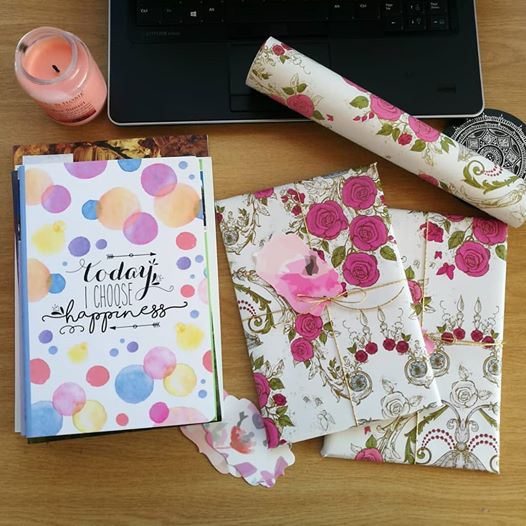 Build Your Own Gift Box - Paper